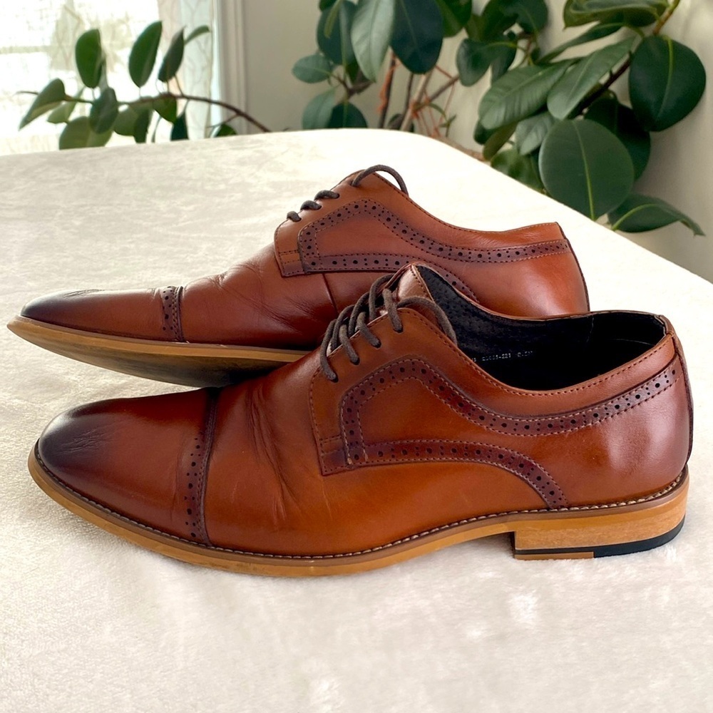 MEN'S STACY ADAMS DICKINSON CAP TOE OCFORD DRESS SHOES. SIZE 8.5